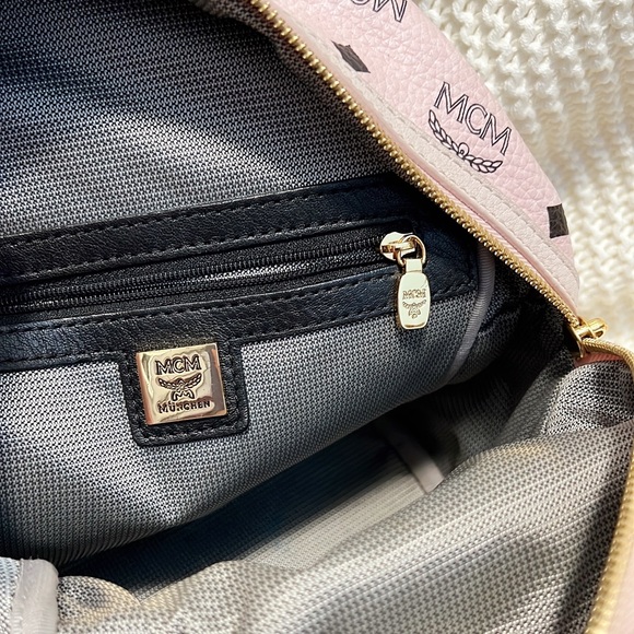 MCM Small Stark Backpack - Picture 9 of 10